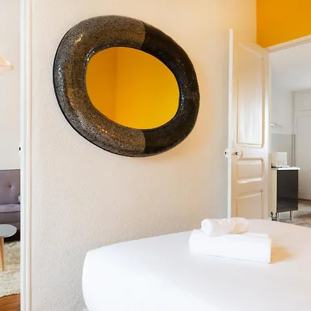 Le Lumineux De Leclerc Apartment